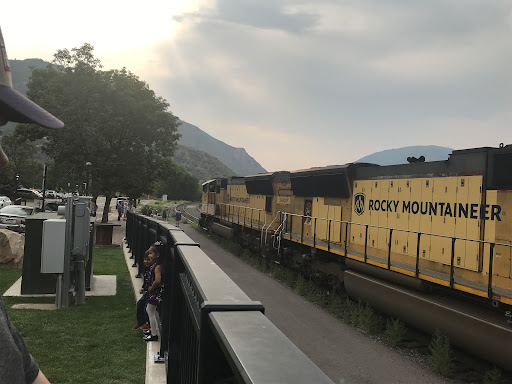 American Rocky Mountaineer