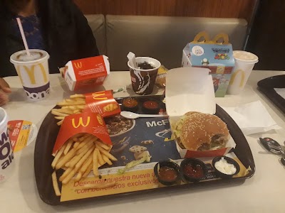 Photos of McDonald's Laureles