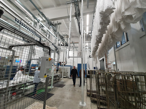 Warener Waschfee GmbH & Co. KG