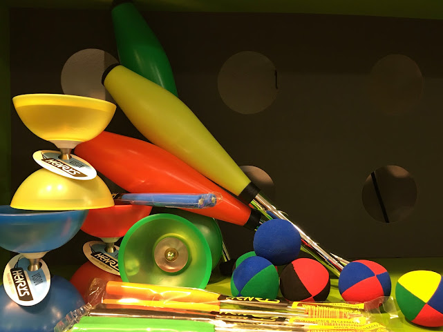 Pappnase & CO. Ltd. by null