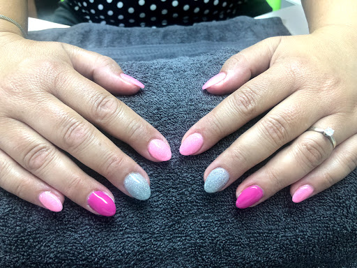 Kosmetik & Nails - Thumbnail