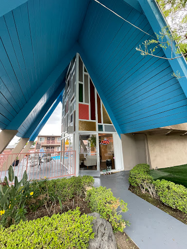 La Casa Inn Pasadena - Thumbnail