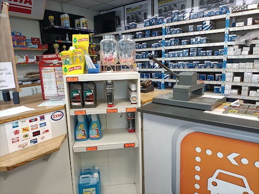 Auto Parts Villeneuve d'Ascq - AVIA STATION - Thumbnail