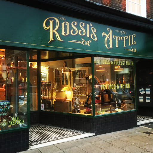 Rossi's Attic - Visual