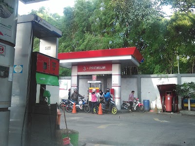 Gas Station