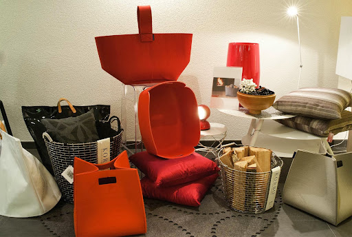 Meubles Design, Meubles et Luminaires, Delémont, Moutier, Porrentruy Gallery - France