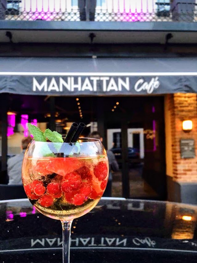 Manhattan Cafe