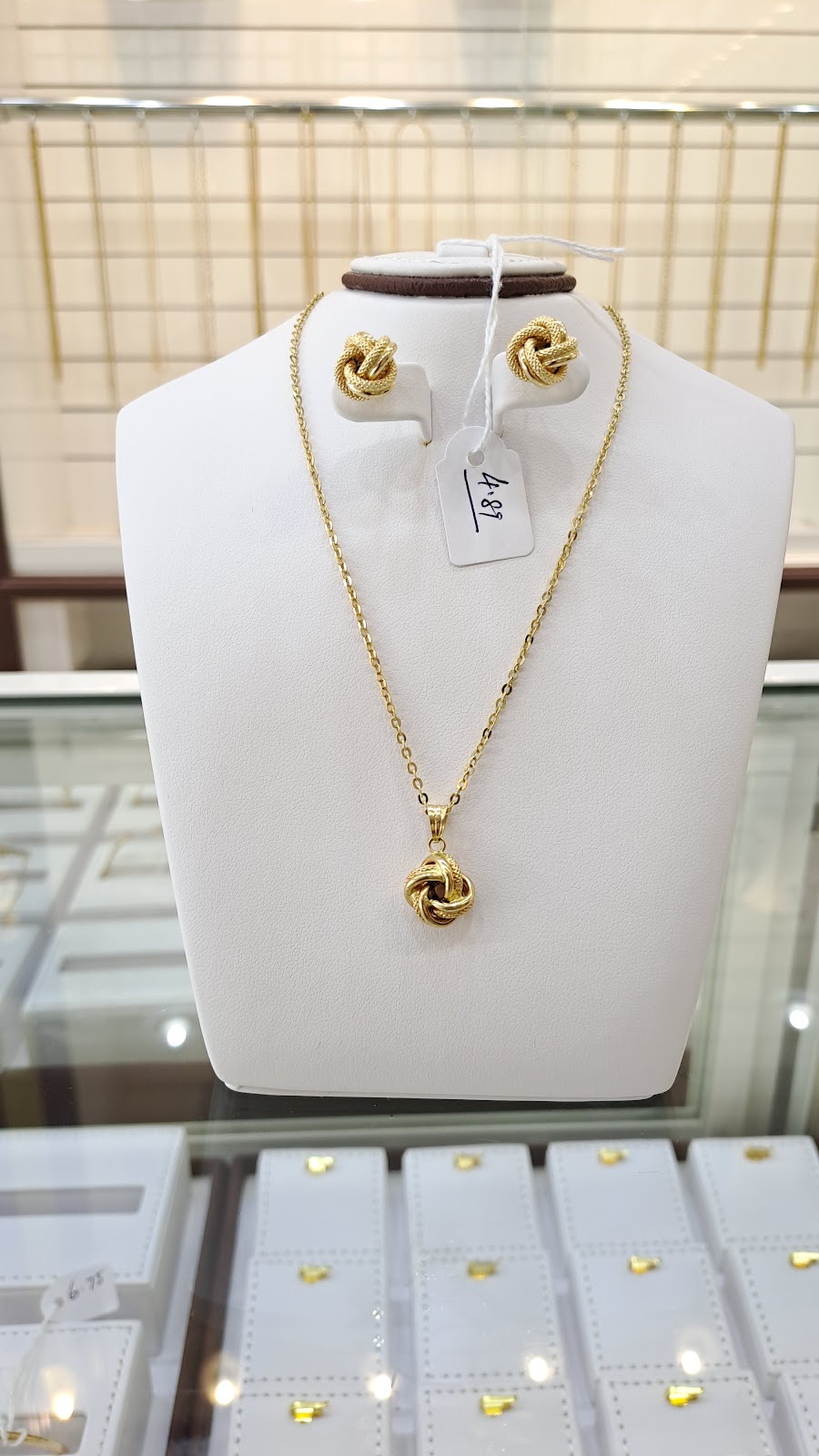 AR Jewellery Abu Dhabi - صورة 2