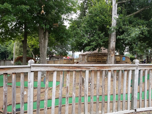 Gnorbet's Magic Putt-Putt & Gem Mine - Thumbnail