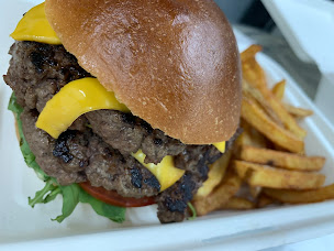 Photo n°11 de Maison Herrera à Mèze (Restaurant de hamburgers)