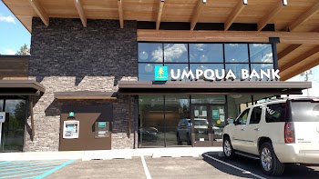 Umpqua Bank photo