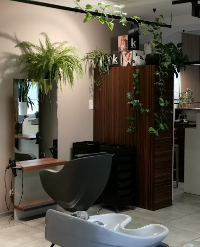 Godziny otwarcia Aleja Piękności, Salon fryzjerski