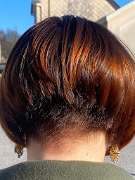 Photo n°4 de Coiffeur C-coif-fée Valérie Chaminand à Lagarde-Marc-la-Tour (Salon de coiffure)