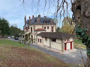 Photo n°39 de DOMAINE DE LA TISNERE à Gelos (Location de cottage)