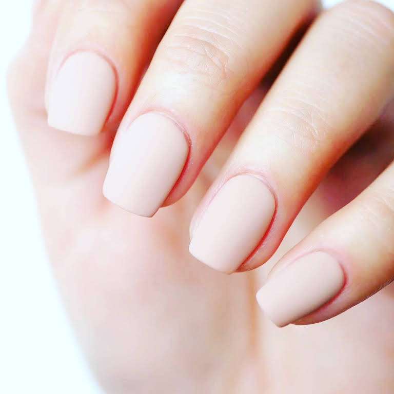 Lakeside Nails & Spa Nail Salon in Deephaven