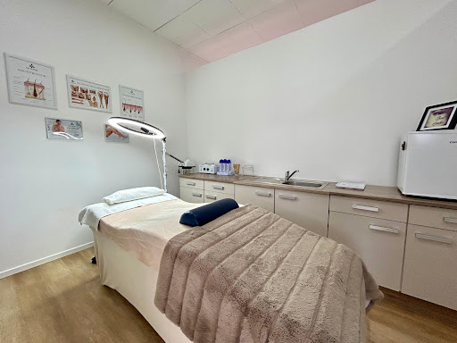 A.ESTHETICS Beauty Studio by Anna