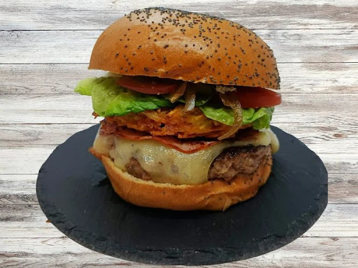 Photo 7 - La Casa Burger