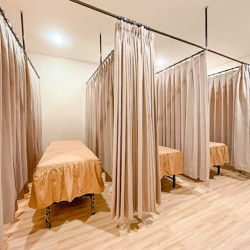 VS House of Beauty Bali (Nails, Eyelashes , Brow, Waxing, Facial, Hair)