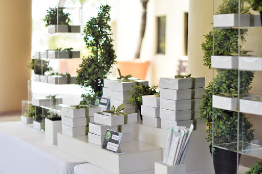 Kosher Table LLC - Visual