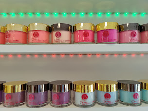 Photo n°12 de Nails & Spa à Fréjus (Salon de manucure)