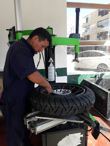 Llanteria Fast Tire XL 2