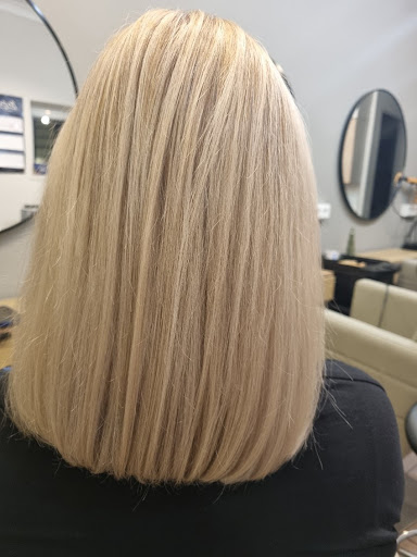 Vis-à-Vis Salon fryzjersko - kosmetyczny