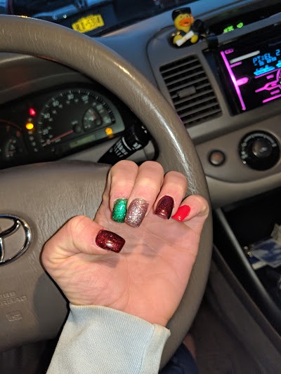 Hi - Tech Nails