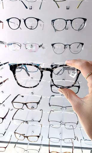 Clear vision and comfortable eyewear are important for daily life, work, studies, and overall con…