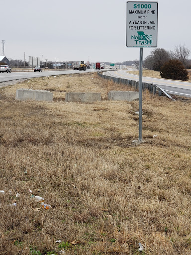 Strafford I-44 Eastbound Truck Parking - Thumbnail