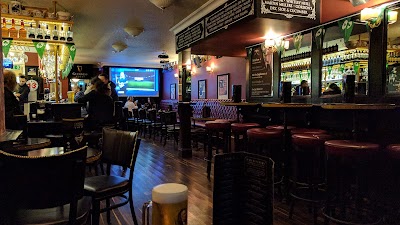 Photos of Cagney&acute;s Bar