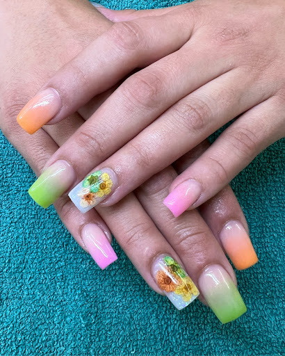 Lalisa Nails - Thumbnail