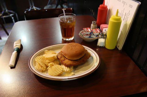 Double M Diner - Visual