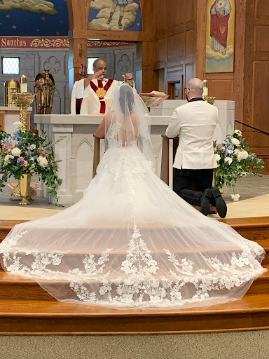 Bear Roots Floral - Columbus Wedding and Event Florist - Thumbnail