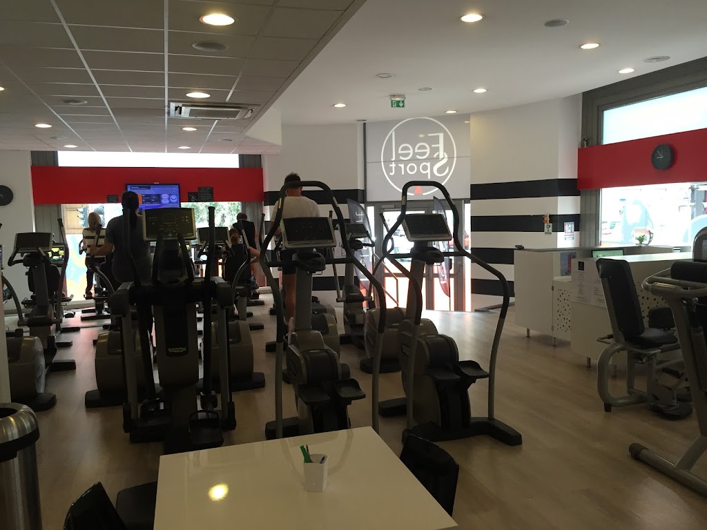 Nice sport. Альбатрос Юг Калининград. Альбатрос Юг Калининград бассейн. Спортзал Альбатрос Калининград. Альбатрос на Горького Калининград.