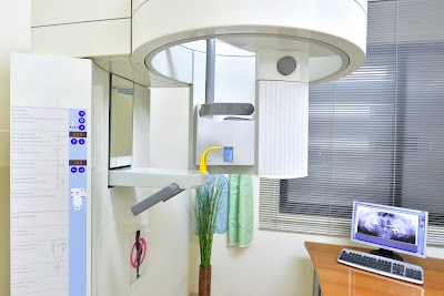 Photos of Adamantio Dental Center