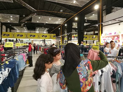 Photos of Zip Clothing Store
