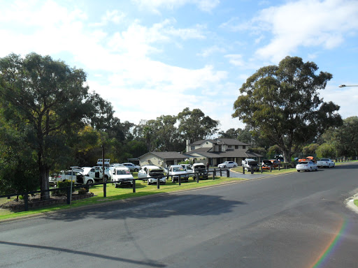 Col Matthews Motors
