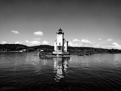 Esopus Meadows Lighthouse