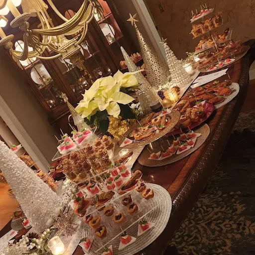 Kelli's Kitchen - Visual