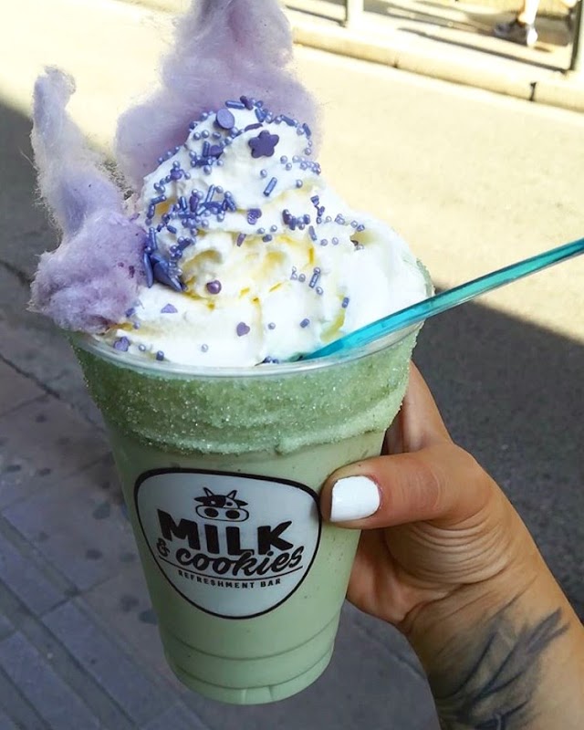 Milk & Cookies