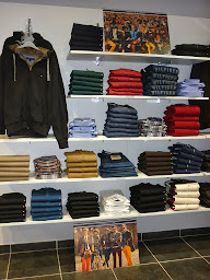 Photo n°4 de Votre Territoire Mâcon à Mâcon (Magasin de vêtements pour hommes)