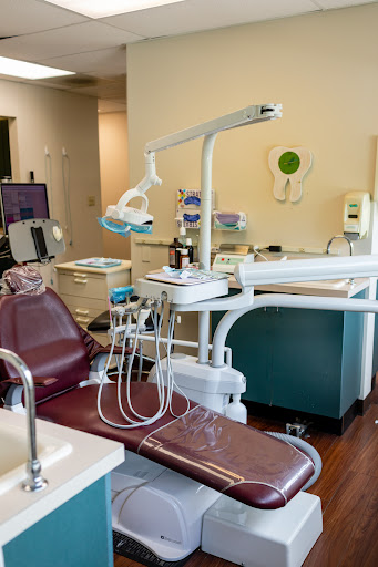 Dr. Beth Hendlin DDS