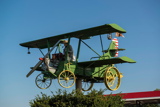 Flyin W Convenience Store - Thumbnail