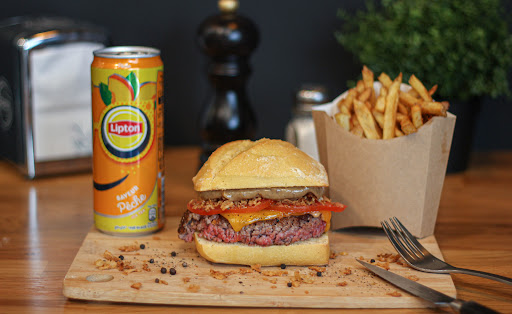 Photo 2 - Un burger dans la cuisine - Fonbeauzard