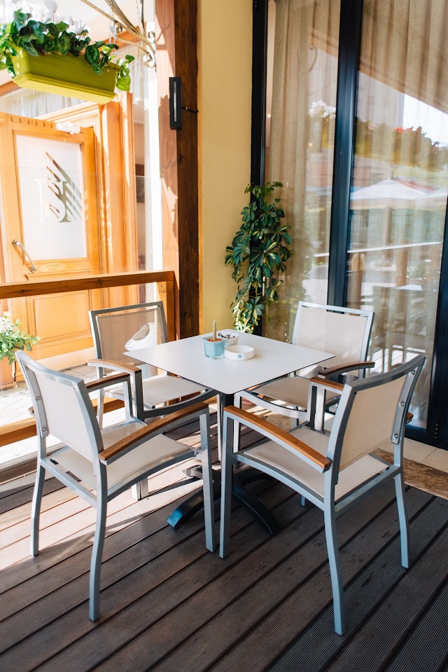 Sar'Otel Hotel & SPA