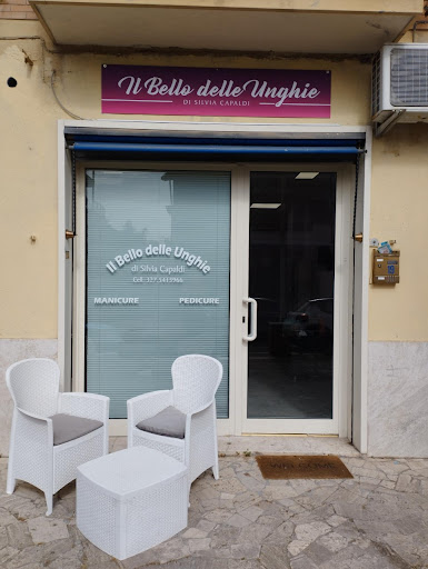 il bello delle unghie di silvia capaldi Logo