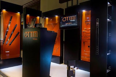 Photos of OTTITI herrajes