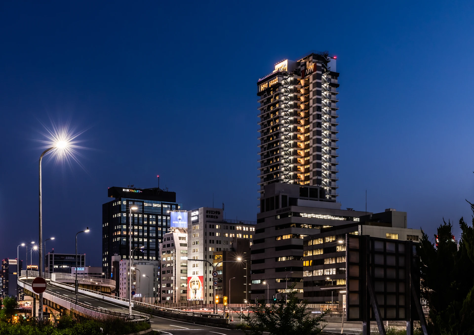 APA Hotel Shinosaka-Eki Tower