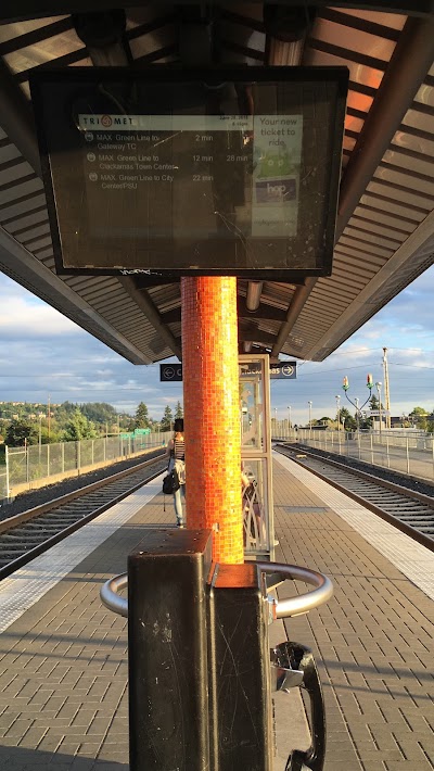 Lents Town Center/Foster Rd MAX Station