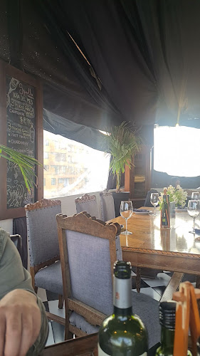 Opiniones de Squella Restaurant en Yungay - Restaurante